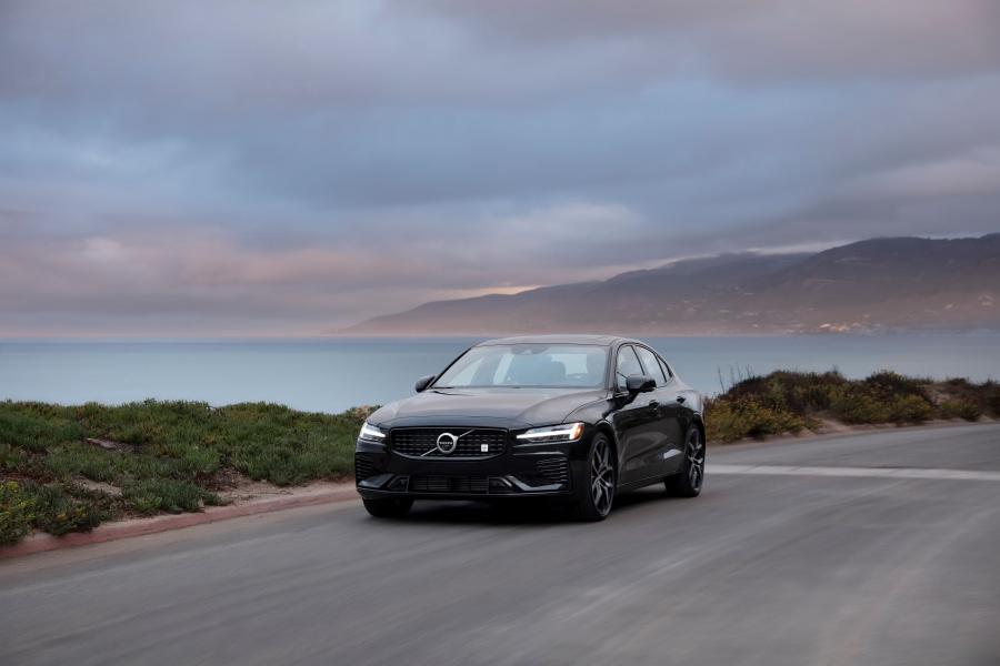  Volvo S60 Polestar Engineered 2018 года  (NA) (фото 12 из 30)